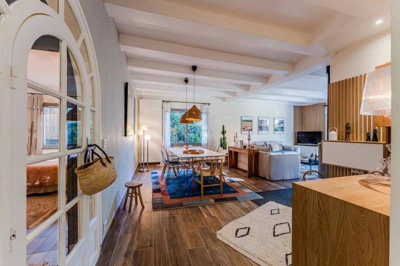 Propriété - 135 m² - 4 pièces