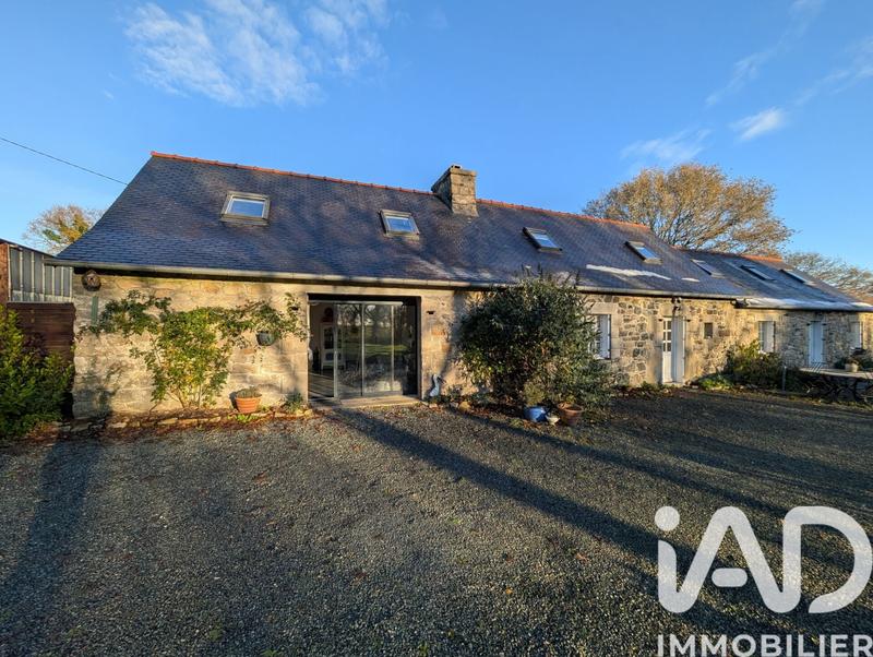 Maison - 140 m² - 6 pièces