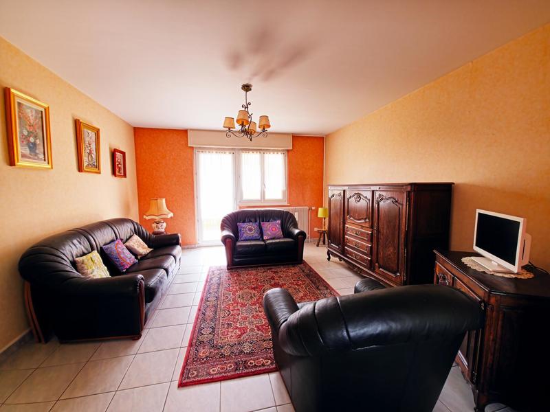 Appartement - 90 m² - 3 pièces