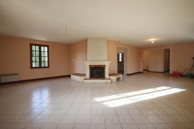 Maison - 140 m² - 4 pièces