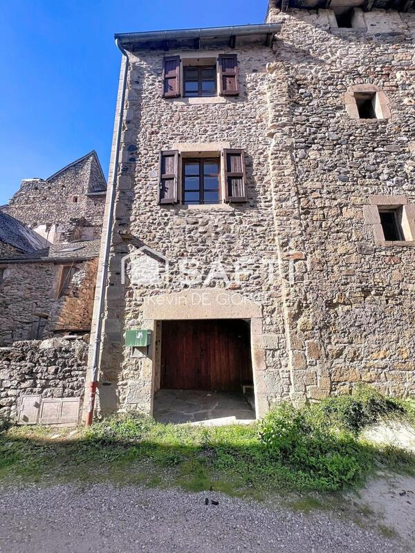 Maison - 112 m² - 4 pièces