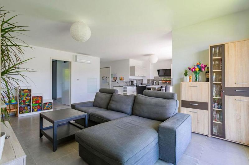 Appartement - 79 m² - 4 pièces