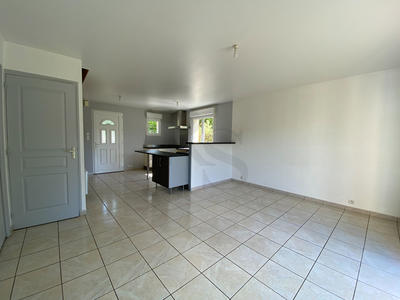 Maison - 98 m² - 4 pièces