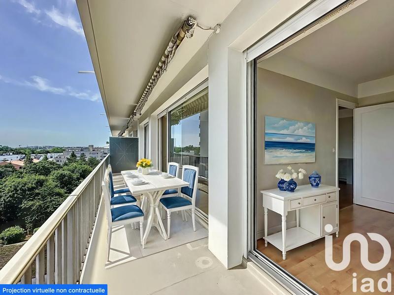 Appartement - 80 m² - 3 pièces