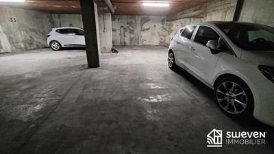 Parking / Garage - 12 m²