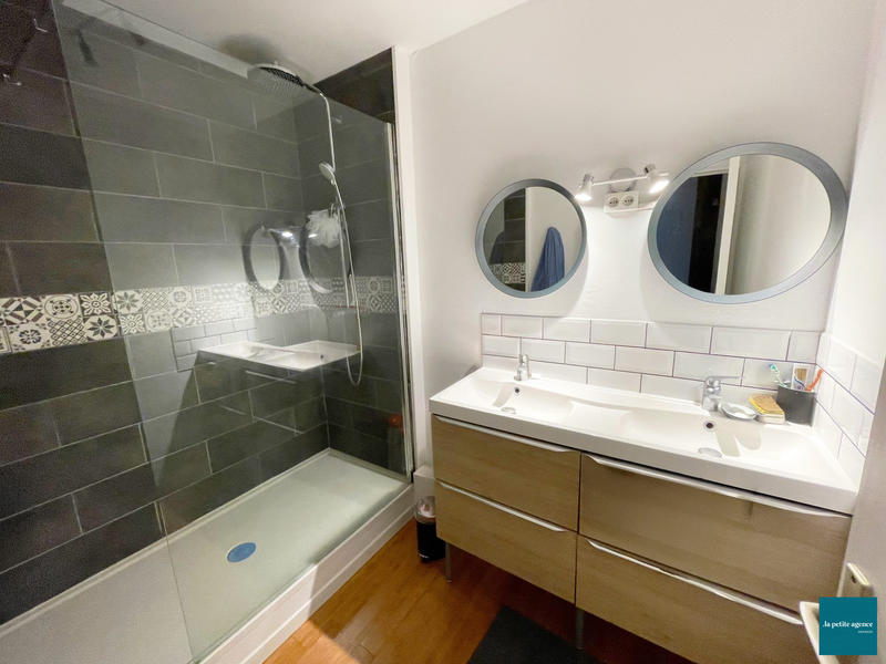 Appartement - 113 m² - 7 pièces