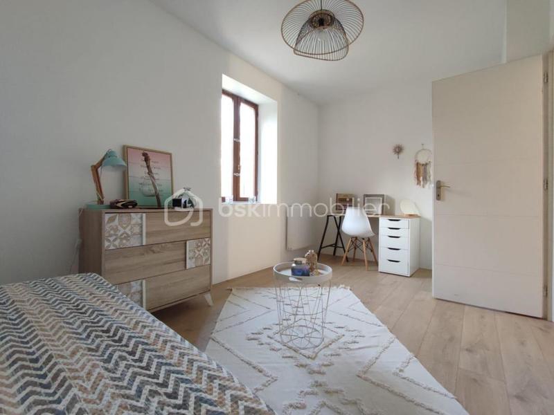 Corps de ferme - 315 m² - 10 pièces