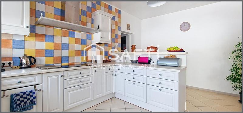 Maison - 184 m² - 6 pièces