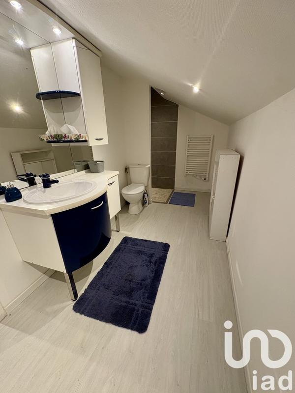 Maison - 210 m² - 7 pièces