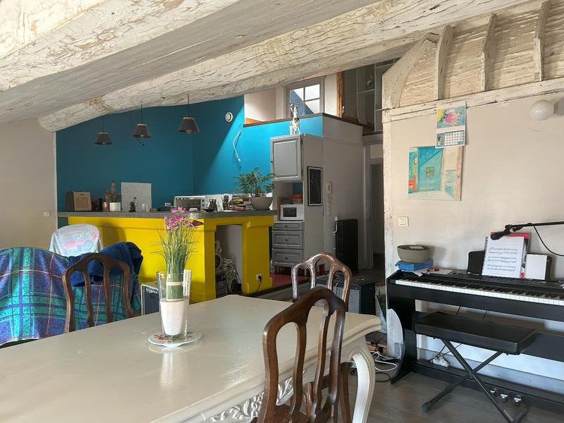 Maison - 270 m² - 10 pièces