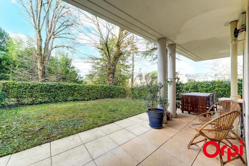 Appartement - 83 m² - 4 pièces