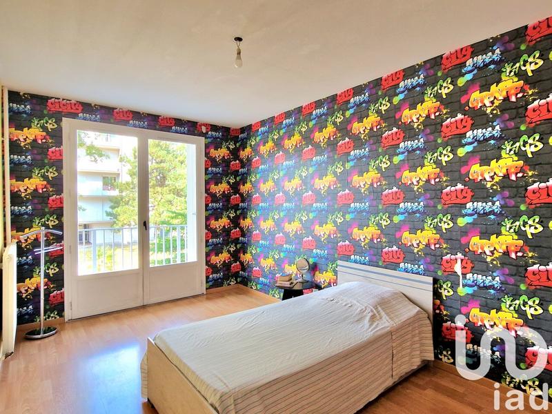 Appartement - 98 m² - 5 pièces