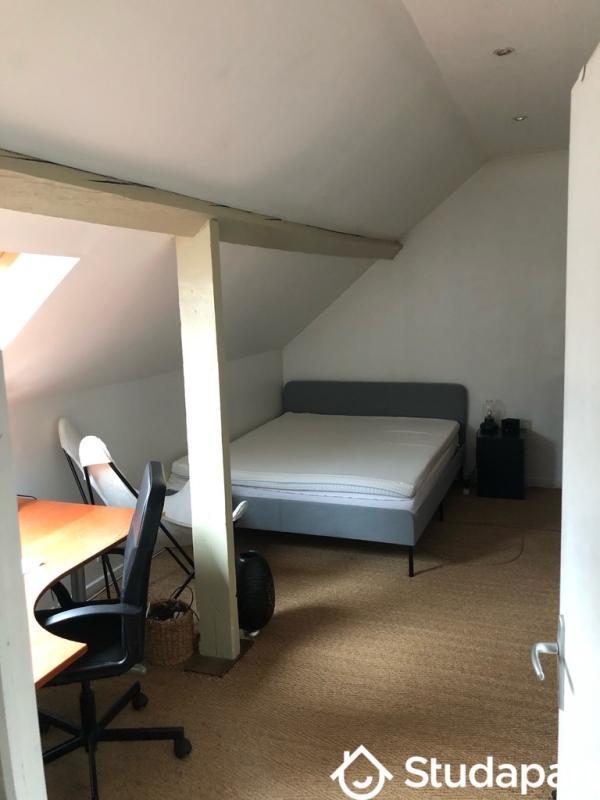 Appartement - 96 m² - 6 pièces