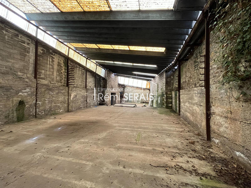 Appartement - 180 m² - 1 pièce