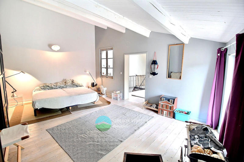 Maison - 155 m² - 6 pièces