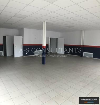 Local commercial - 370 m²