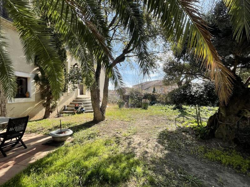 Maison - 259 m² - 9 pièces