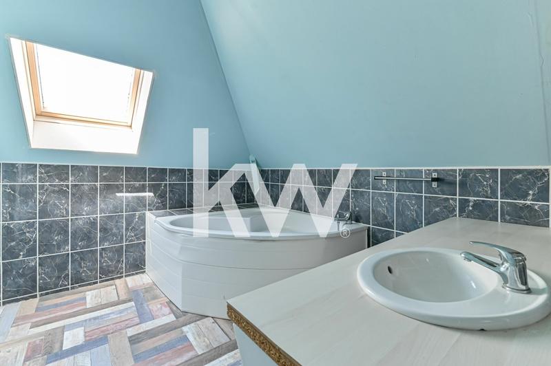 Maison - 135 m² - 8 pièces