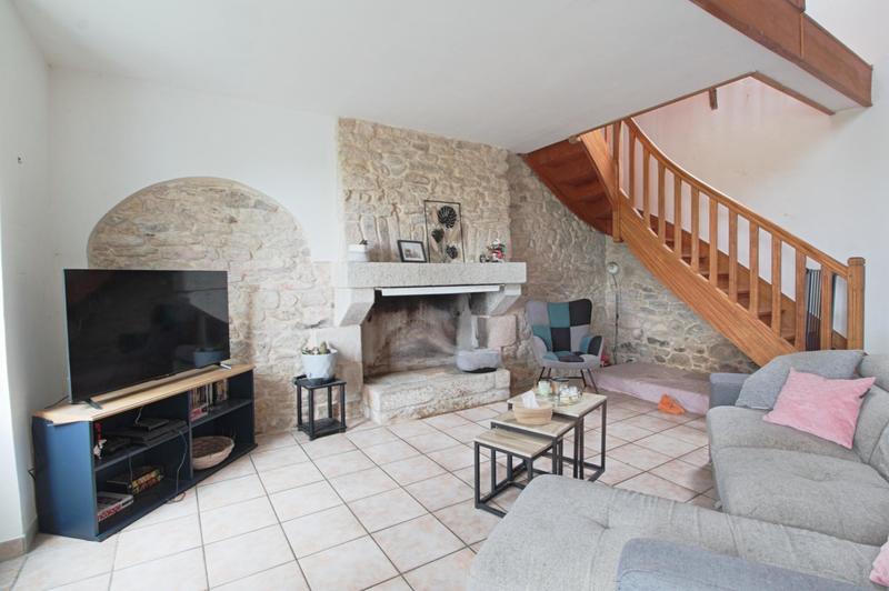 Maison - 163 m² - 6 pièces