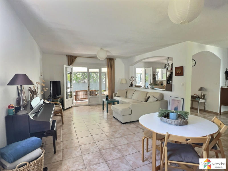 Villa - 122 m² - 5 pièces