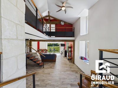 Maison - 140 m² - 4 pièces