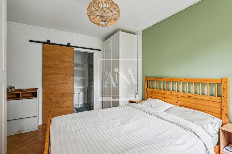 Appartement - 81 m² - 4 pièces