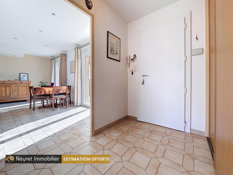 Maison - 105 m² - 6 pièces