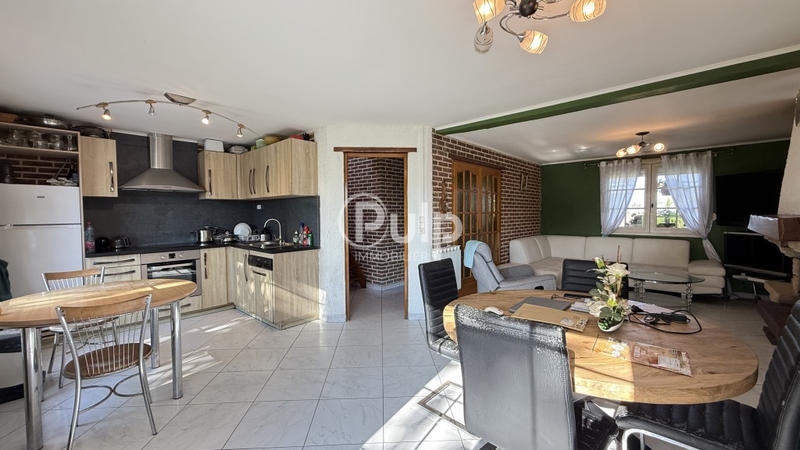 Maison traditionnelle - 110 m² - 4 pièces