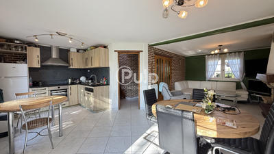 Maison traditionnelle - 110 m² - 4 pièces