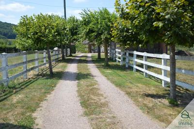 Propriété - 190 m² - 5 pièces