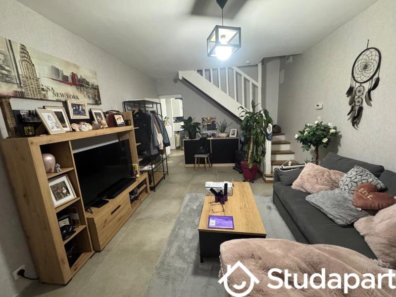 Chambre - 10 m² - 1 pièce