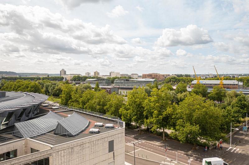 Appartement - 101 m² - 4 pièces