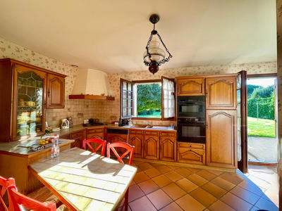 Maison - 156 m² - 8 pièces