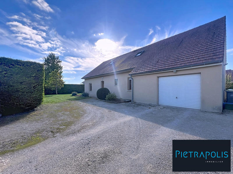 Maison - 180 m² - 8 pièces