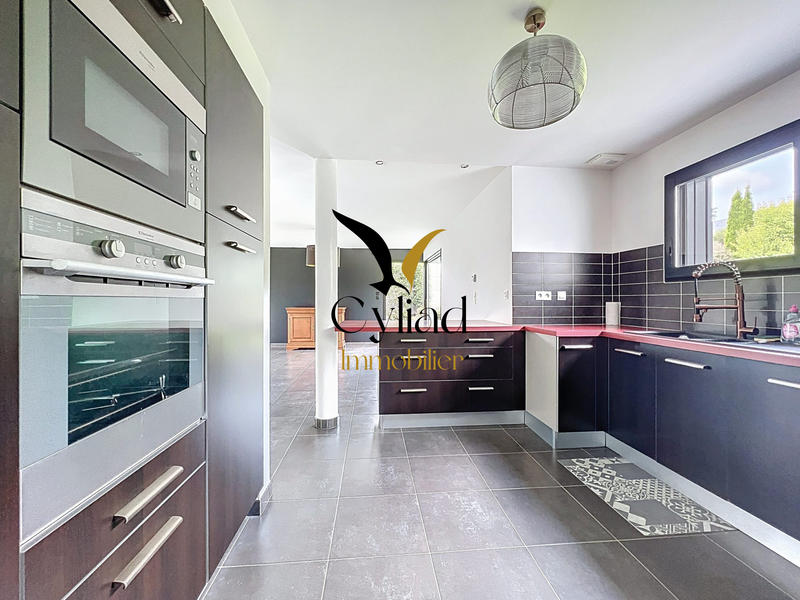 Maison contemporaine - 136 m² - 6 pièces