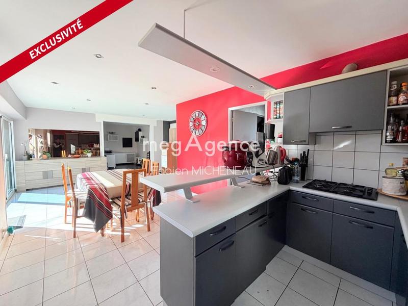 Maison - 100 m² - 5 pièces