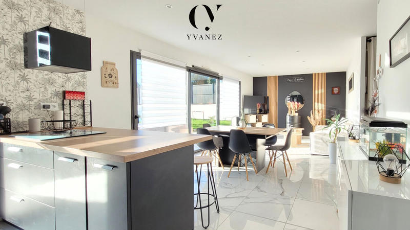 Maison - 118 m² - 5 pièces