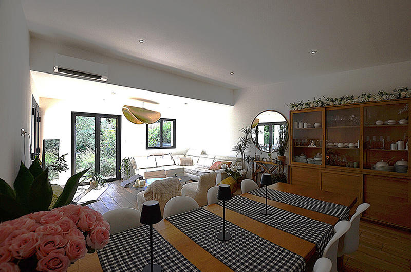 Maison - 130 m² - 4 pièces