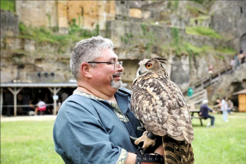 Présentation de la fauconnerie, les us et coutumes - Châteaux en fête