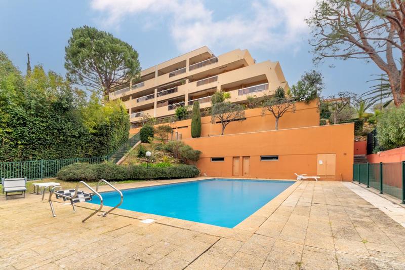 Appartement - 86 m² - 3 pièces