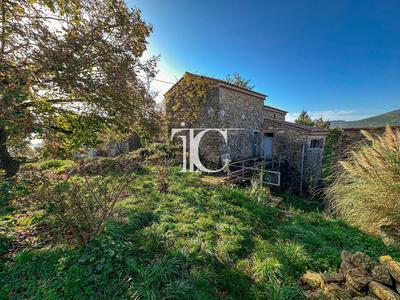 Maison - 70 m² - 3 pièces