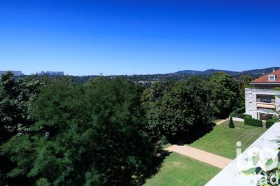 Appartement - 209 m² - 7 pièces