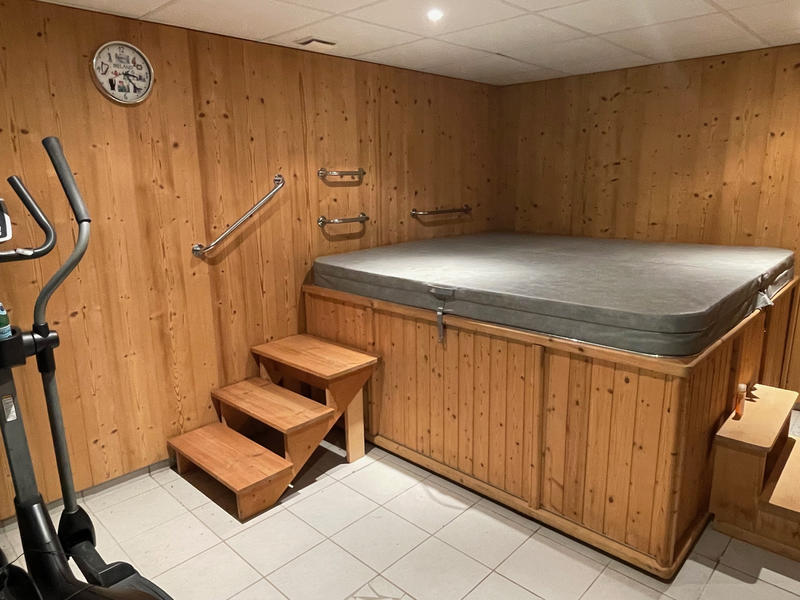 Maison - 228 m² - 7 pièces