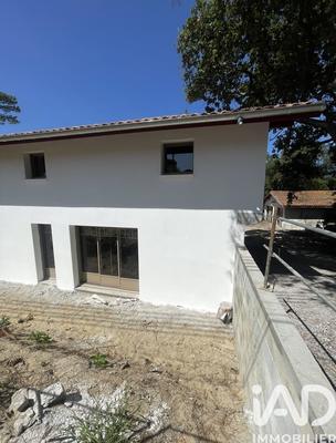 Maison - 87 m² - 4 pièces