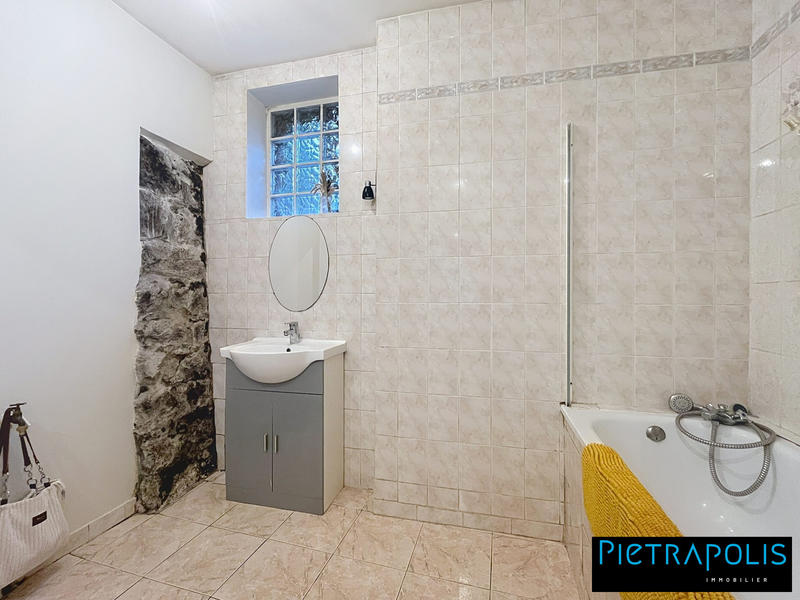 Maison - 106 m² - 4 pièces