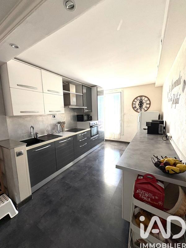 Appartement - 94 m² - 4 pièces