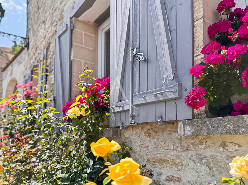 Maison - 141 m² - 8 pièces