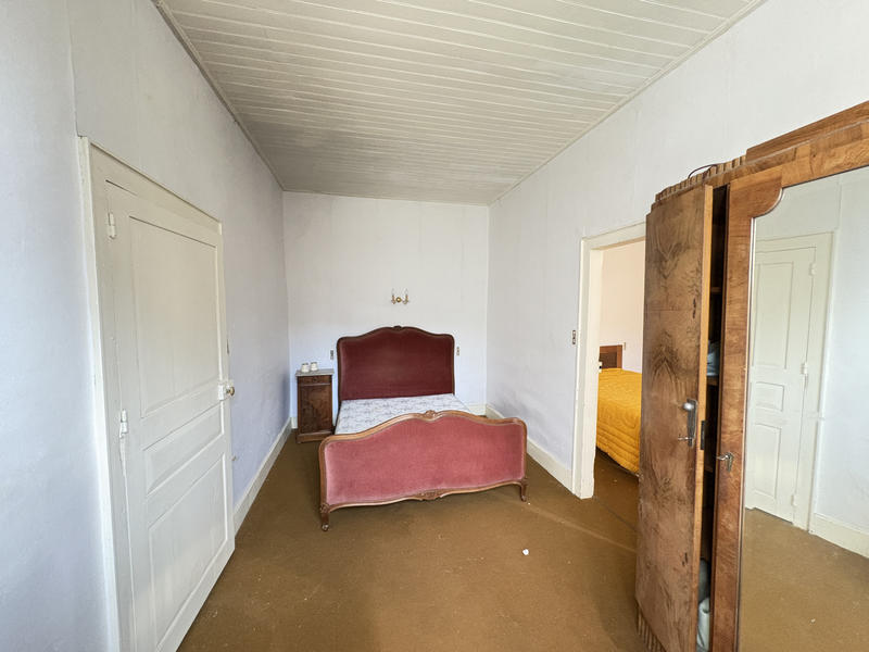 Maison de village - 208 m² - 8 pièces