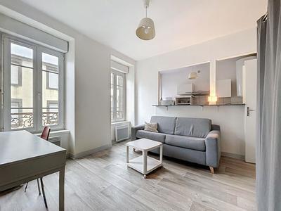 Studio - 24 m² - 1 pièce