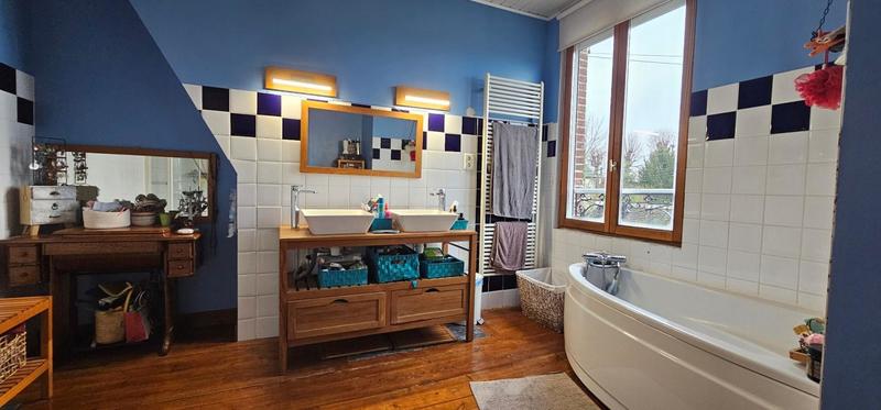 Maison de maîtres - 181 m² - 7 pièces